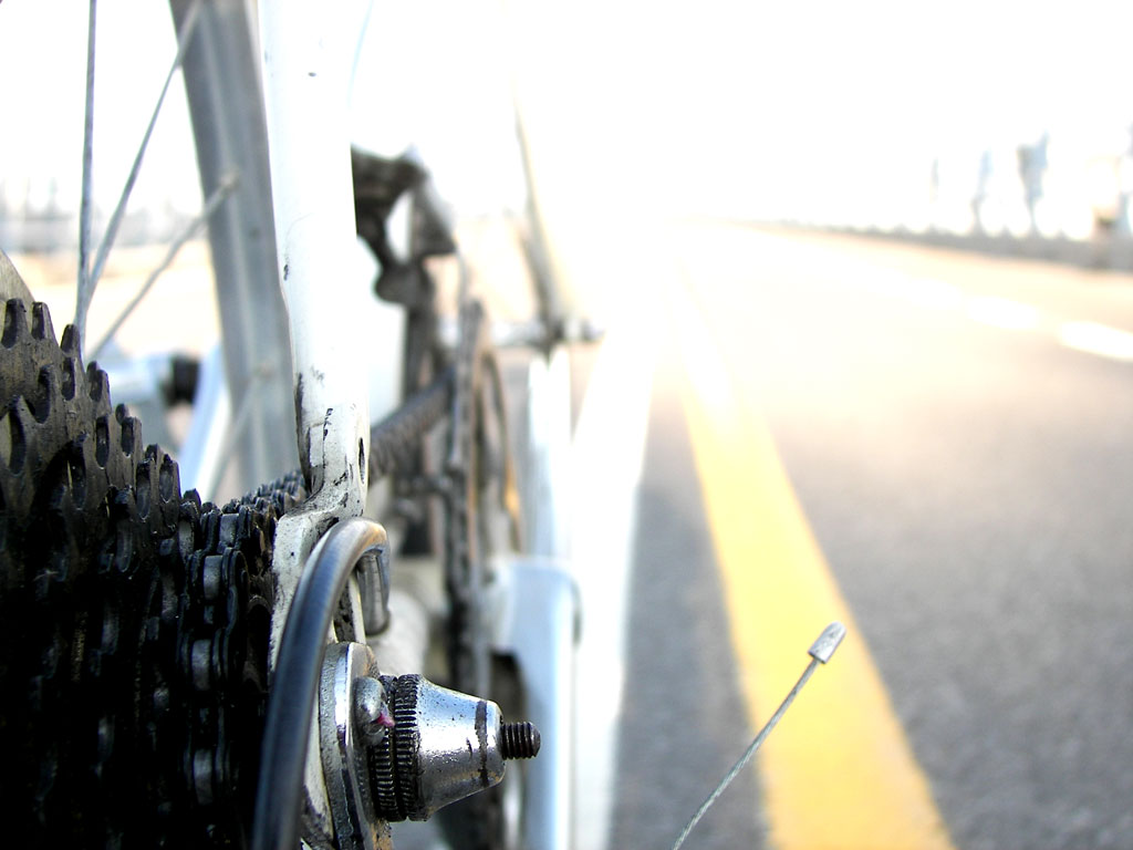 Bike view #2. I really like the emphasis on the chains, giving it a rough feel.